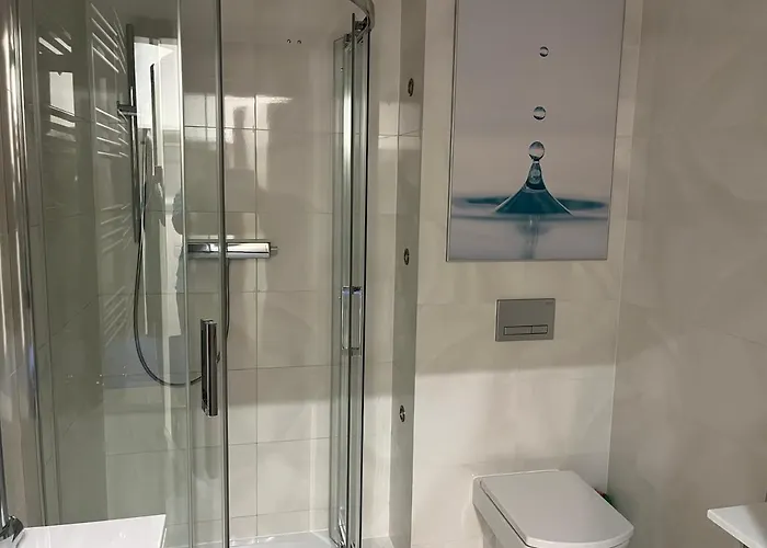 Apartment Esensja Ii *